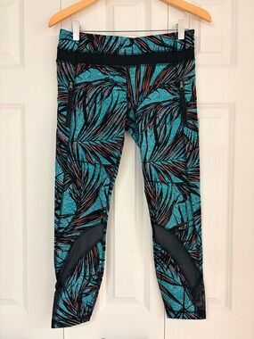 Lululemon Athletica Run: Inspire Tights 8